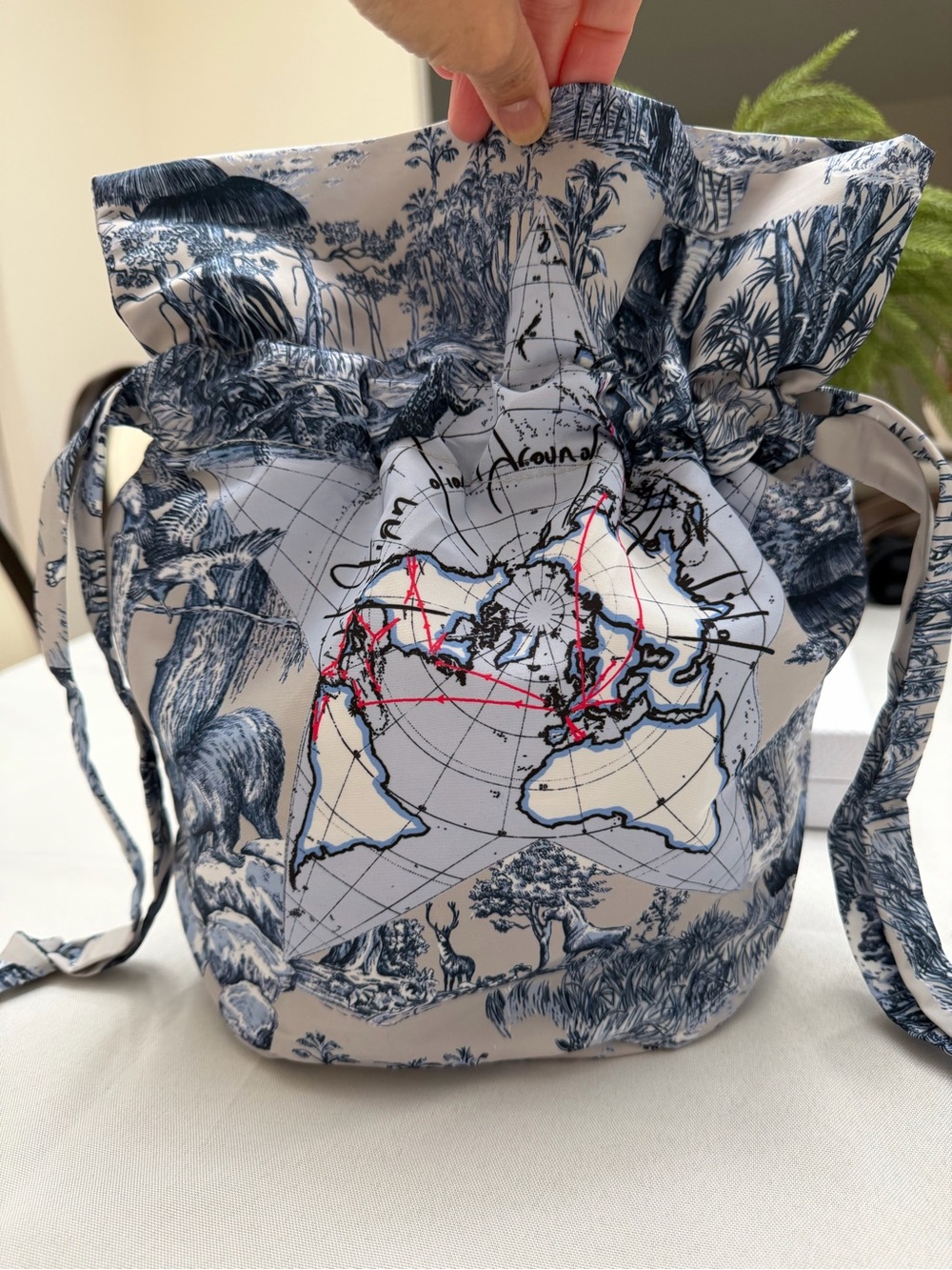 Dior Around the World Toile Map-Print Drawstring Pouch - Picture 5 of 8